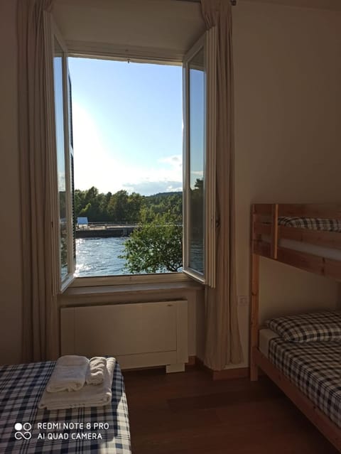 Bed, View (from property/room), Bedroom, River view, bunk bed