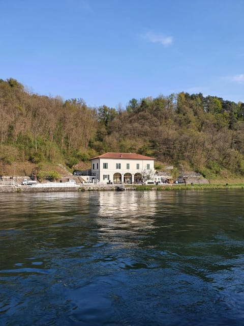 Property building, Facade/entrance, Natural landscape, River view