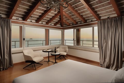 Property building, Bedroom, Sea view, Sunset