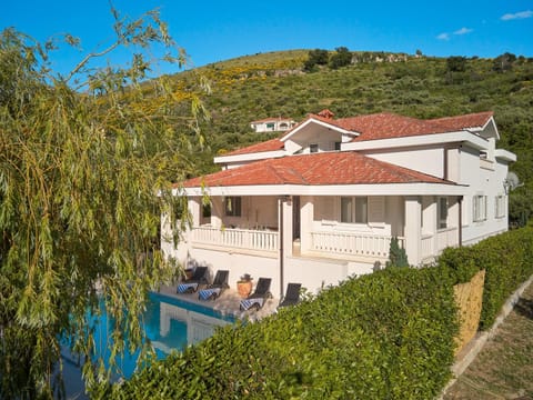 Natural landscape, Swimming pool