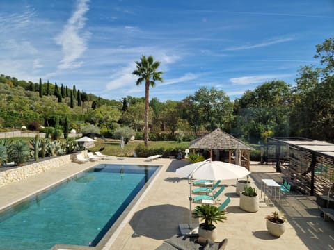 Luxury Zen Bed and Breakfast in Grasse