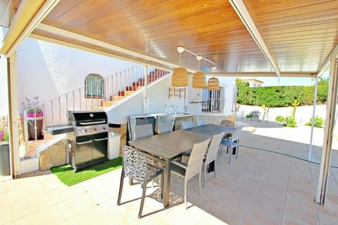 Aaron - holiday home with stunning views and private pool in Calpe Villa in Calp