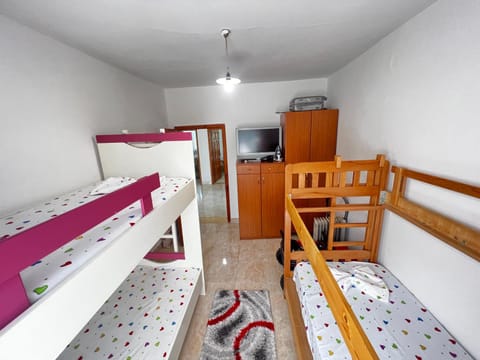 Photo of the whole room, bunk bed