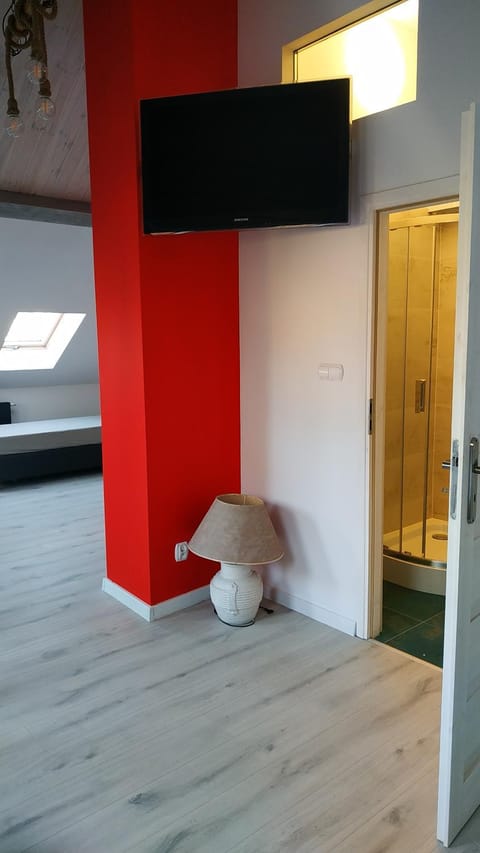 Apartament Witkacego Czerwony Apartment in Pomeranian Voivodeship