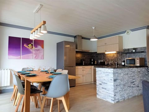 "Superbe Appartement 8/10 pers, 105m², Centre Station, Accès Direct Pistes" - FR-1-545-22 Apartment in Val Thorens