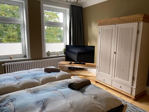 TV and multimedia, Bedroom