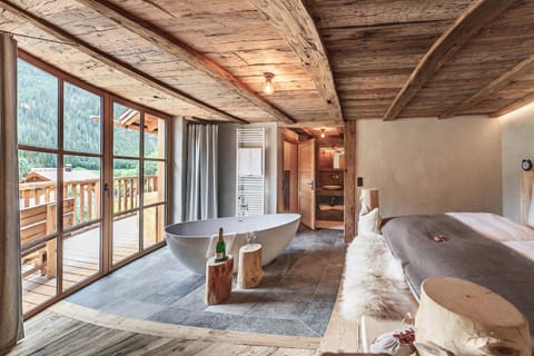 Bathroom, Bedroom
