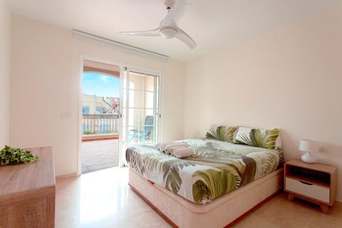luxury duplex apartment with beautiful sea views Condo in Palm-Mar