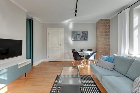 Living room, Area and facilities