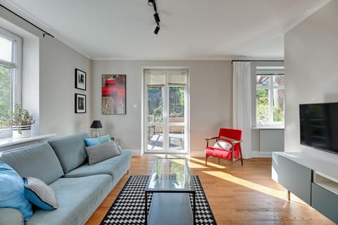 Living room, Area and facilities