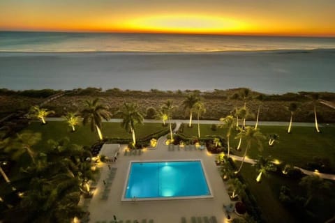 Relaxing Beachfront Condo - Stunning Gulf Views Condominio in Marco Island