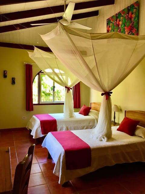 Hotel El Encanto Bed and Breakfast in Cahuita