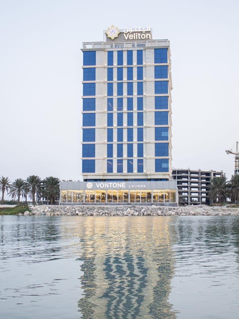 Property building, Nearby landmark, Neighbourhood, Beach, Lake view, Sea view, Sea view, Entertainment