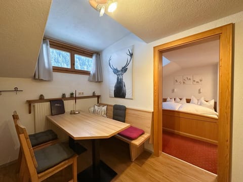 Apartpension Schollberg Bed and Breakfast in Saint Anton am Arlberg