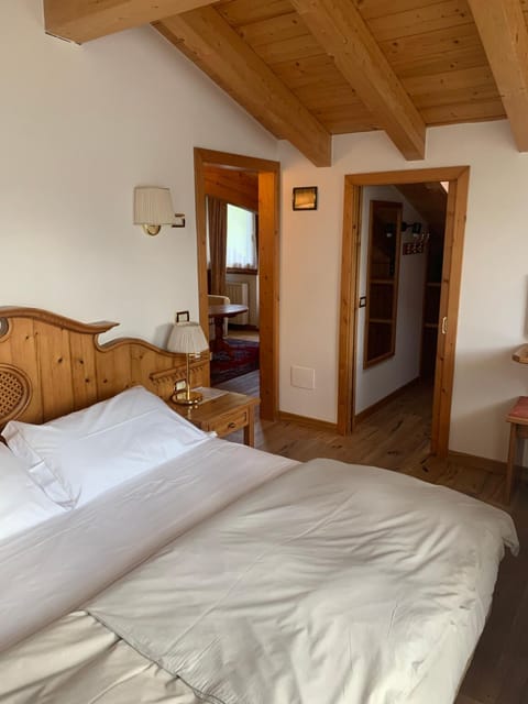 Hotel Lorenzetti Hôtel in Madonna di Campiglio