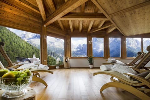 Spa and wellness centre/facilities, Spa and wellness centre/facilities, Mountain view