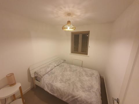 Chic City Centre Apartment With Allocated Parking Apartment in Swansea