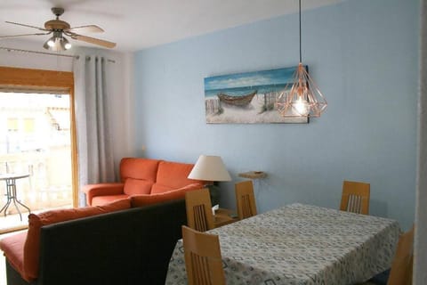 Beachside apartment in the centre of El Campello Condominio in El Campello
