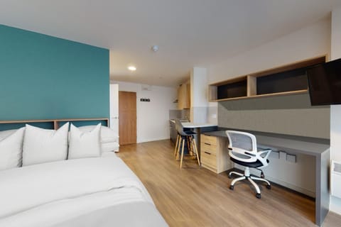 Private Bedrooms with Shared Kitchen, Studios and Apartments at Canvas Arundel House in the heart of Coventry Apartment in Coventry