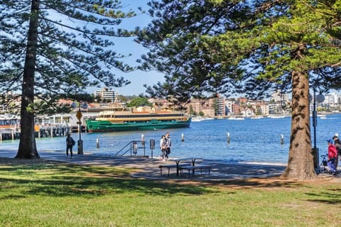 Best location in Manly Harbour view Condo in Manly