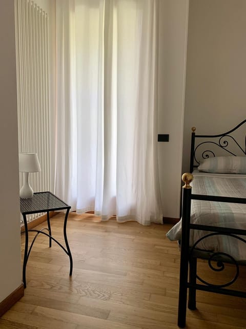 APPARTAMENTO AL FORTE Apartment in Lake Garda