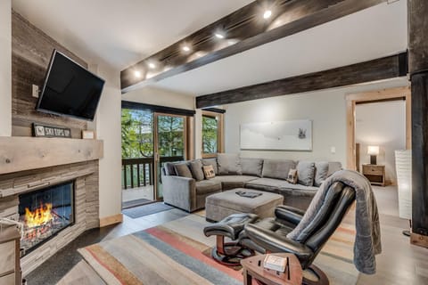 Interlude Condominiums 2-Bedroom Unit 101 House in Snowmass Village