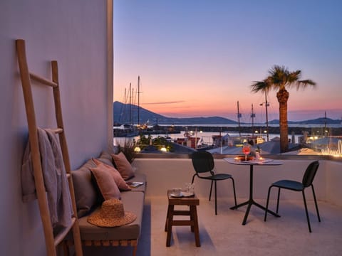 Karino Suite Apartment in Naousa