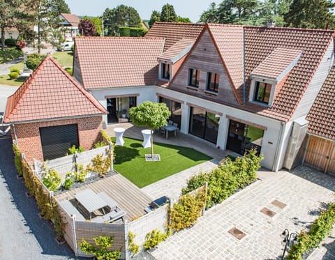 Property building, Patio, Patio, Inner courtyard view