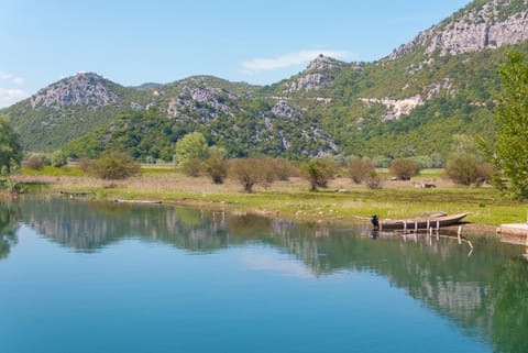 Nearby landmark, Day, Natural landscape, Mountain view, River view