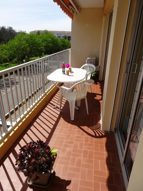 T3 150 m de la plage, climatisation, piscine et parking privatif - Le Lavandou Apartment in Le Lavandou