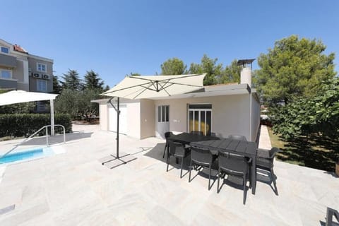 Villa Villa Milka - heated pool House in Zadar County