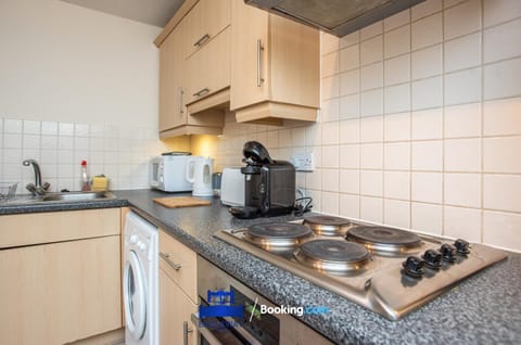 Coffee/tea facilities, Kitchen or kitchenette, dishwasher, minibar, pet friendly, stove, toaster