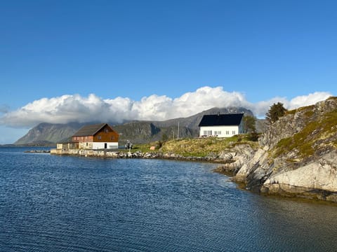 Villa Borgvåg - A unique Seafront Villa in the heart of Lofoten House in Lofoten
