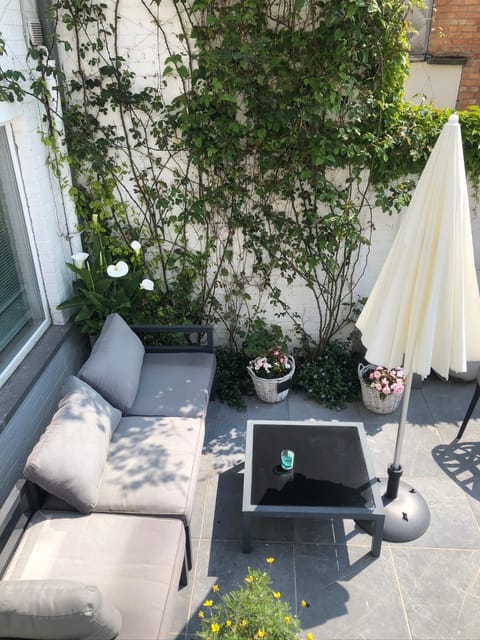 Studio Poppies, terras, Free Parking Apartment in Ostend