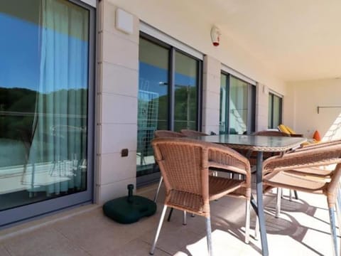 Happiness Apartment - Tennis Court & Pool & Albufeira Apartment in Olhos de Água