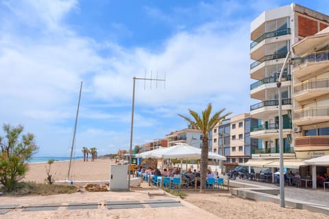 LG Sea Views Condo in Calafell