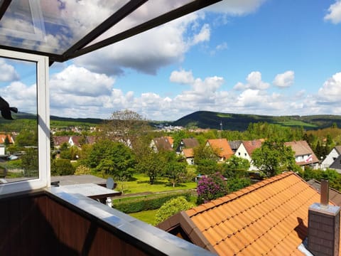 Balcony/Terrace, City view, Mountain view