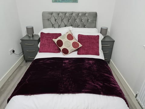 SAV Apartments Leicester - 2 Bed Cosy Flat Saffron Condo in Leicester