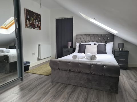 SAV Apartments Leicester - 2 Bed Cosy Flat Saffron Condo in Leicester