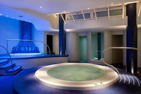 Hot Tub, Spa and wellness centre/facilities, Swimming pool