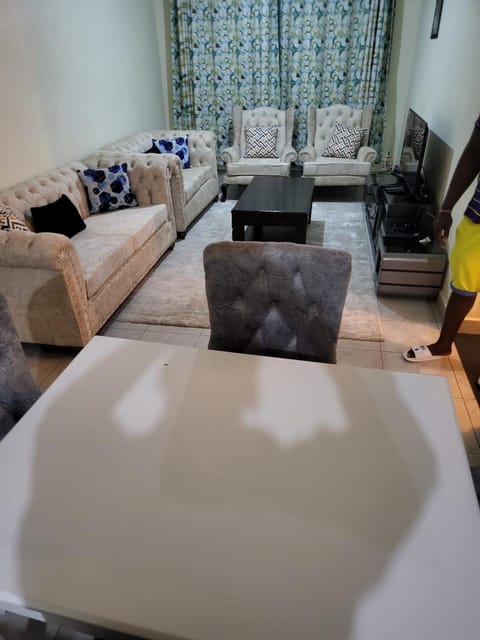 Executively furnished 3br apartment located 15minutes from JKIA Apartment in Nairobi