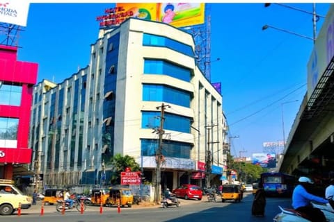 OYO Hotel Hyderabad Heights Hotel in Hyderabad