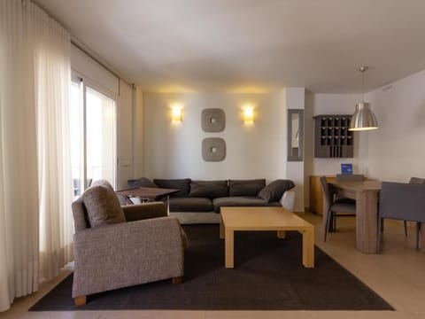 INNOUTHOME Apartamento con wifi y aire santiago russinyol Apartment in L'Ametlla de Mar