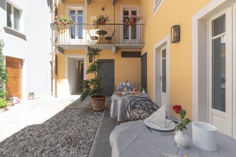 Antico Borgo B&B Bed and Breakfast in Cannobio