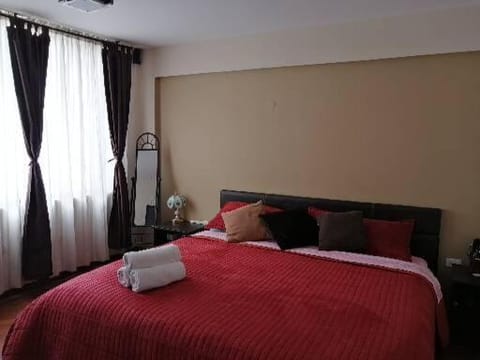 FAKALI Homestay Bed and Breakfast in Quito