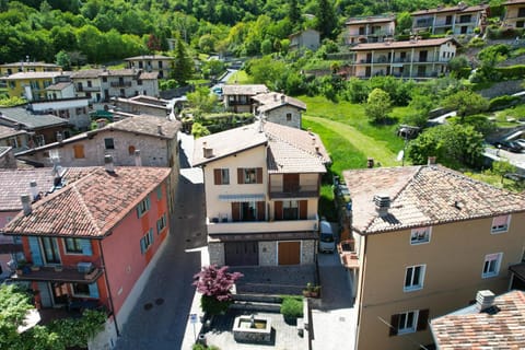 Bird's eye view, City view, Street view