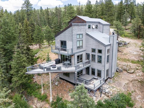 1601 Lake Purgatory Drive House in La Plata County