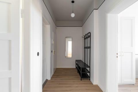 Photo of the whole room, storage, wardrobe