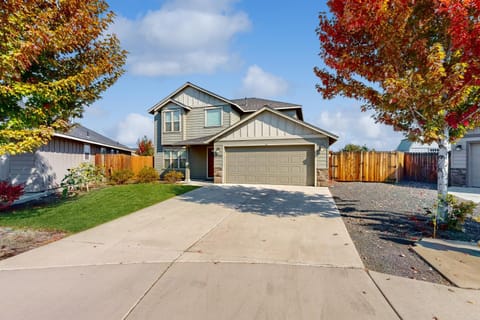 Kilnwood Retreat House in Redmond