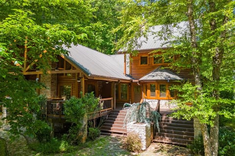 Now and Forever cabin House in Sevier County